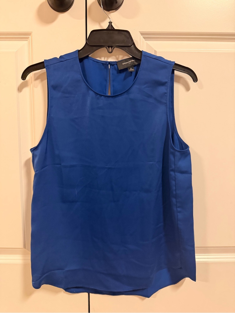 Banana Republic Sleeveless Satin Shell Top in Royal Blue - Picture 2 of 7